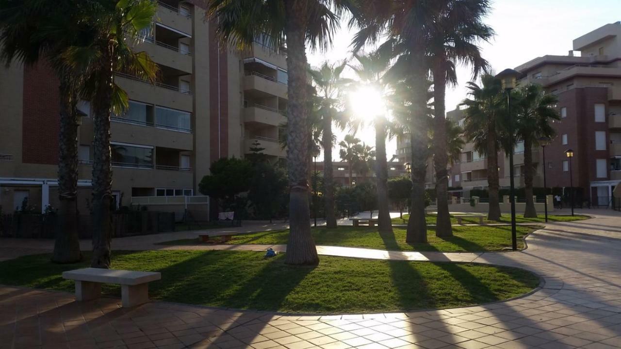 Primera Linea De Playa Roquetas de Mar Ngoại thất bức ảnh